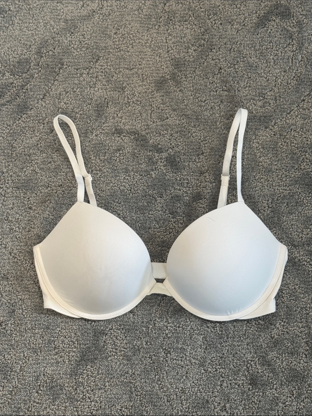 Victoria's Secret White T-Shirt Lightly Padded Plunge Convertible Bra - 34DD